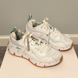 Reebok White and Green Sneakers with Gum Sole